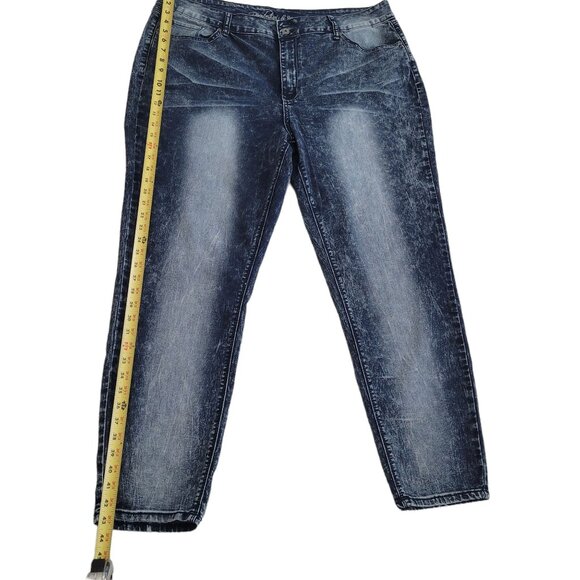 Womens Jeans Blue Dark Wash Distressed Straight Jeans Size 24 Revolution By Revo - Picture 9 of 11